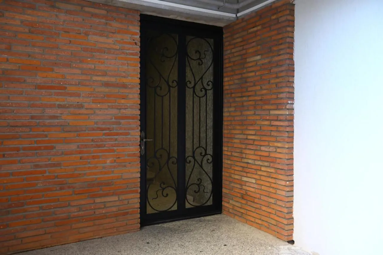 Апартаменты Brick House Тбилиси Грузия