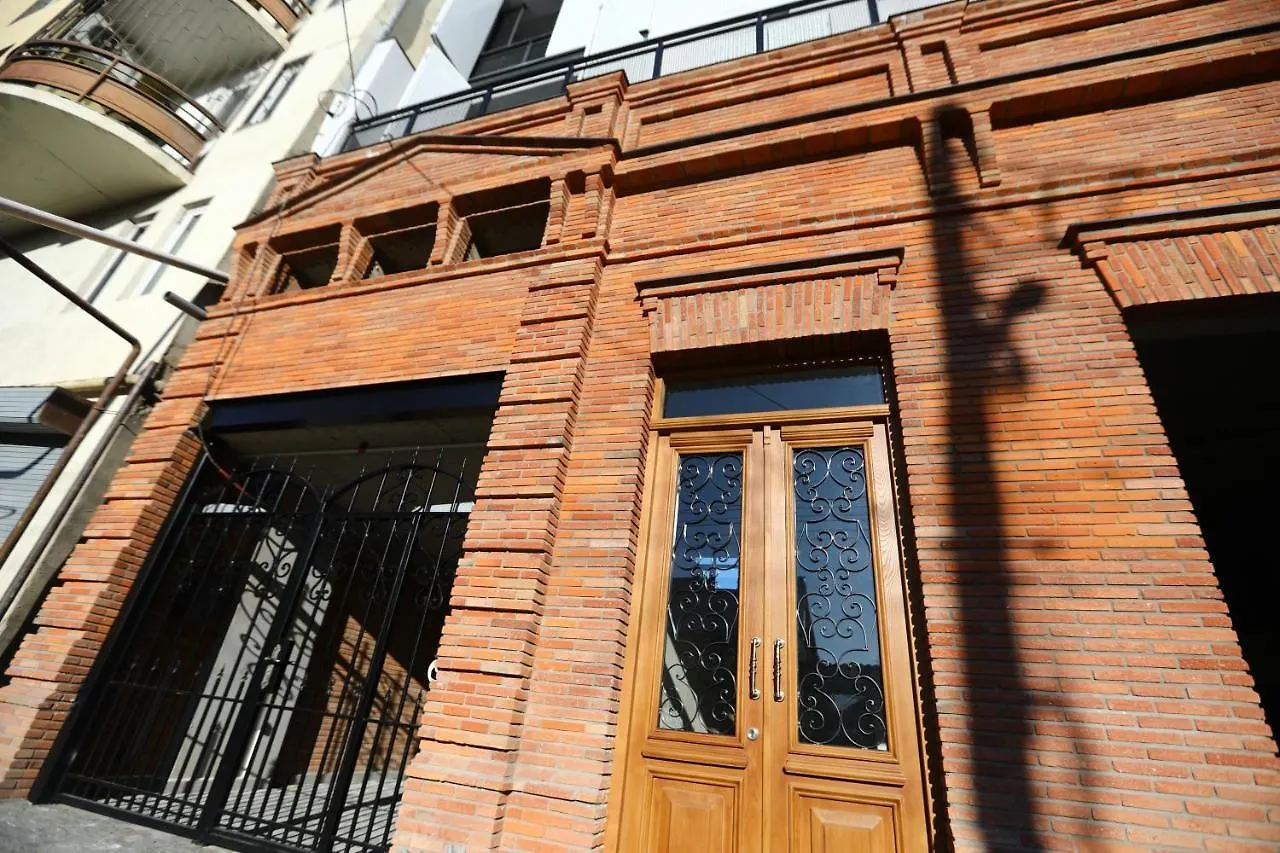 Апартаменты Brick House Тбилиси 0*,  Грузия