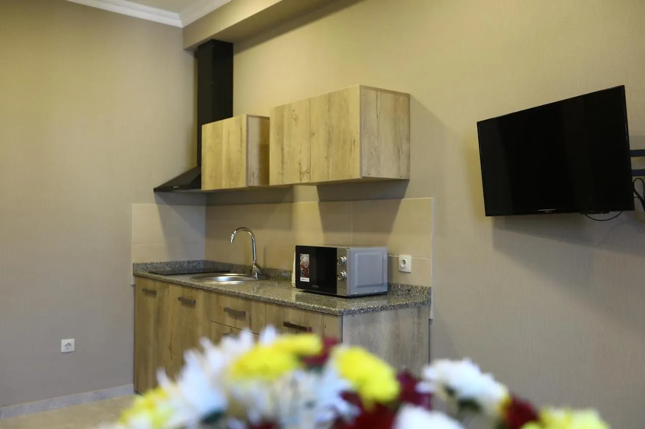 Brick House Daire Tiflis